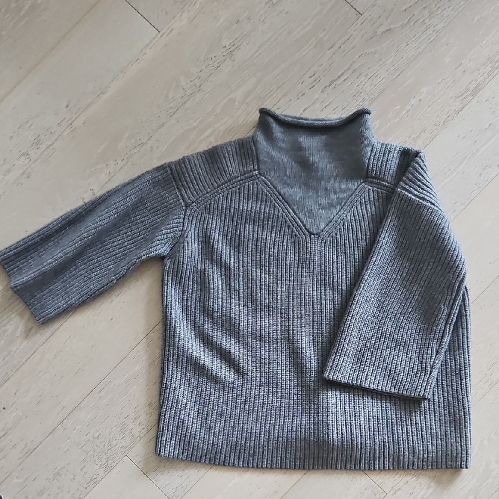 Gray Ribbed Turtleneck Sweater